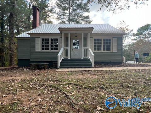 Photo of 5 Edgemont Avenue, Gadsden, AL 35904 (MLS # 21906689)