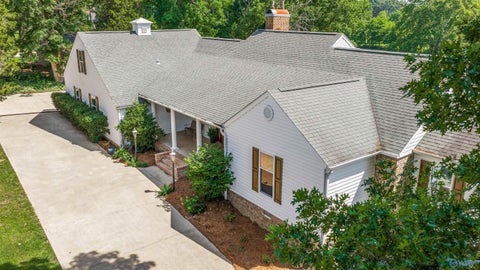 Homes For Sale - 1211 Big Wills Drive<br/> Fort Payne, AL 35967