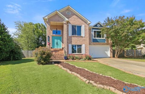 Photo of 229 Sunset Circle W, Madison, AL 36758 (MLS # 21917352)
