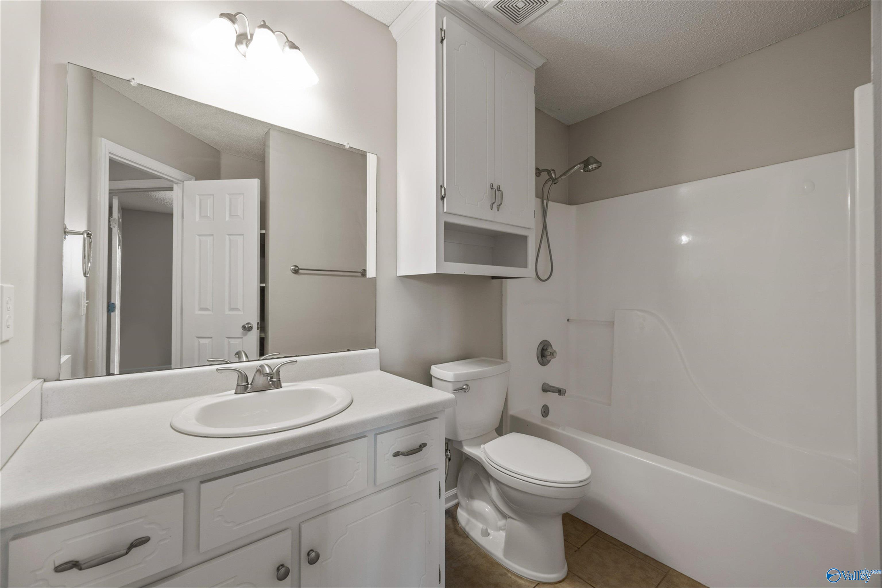 204 Harlans Circle, Huntsville, Alabama image 20