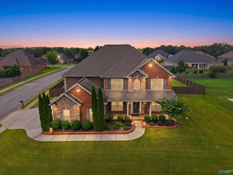 Homes For Sale - 122 Castletown Lane<br/> Madison County, Madison, AL 35757
