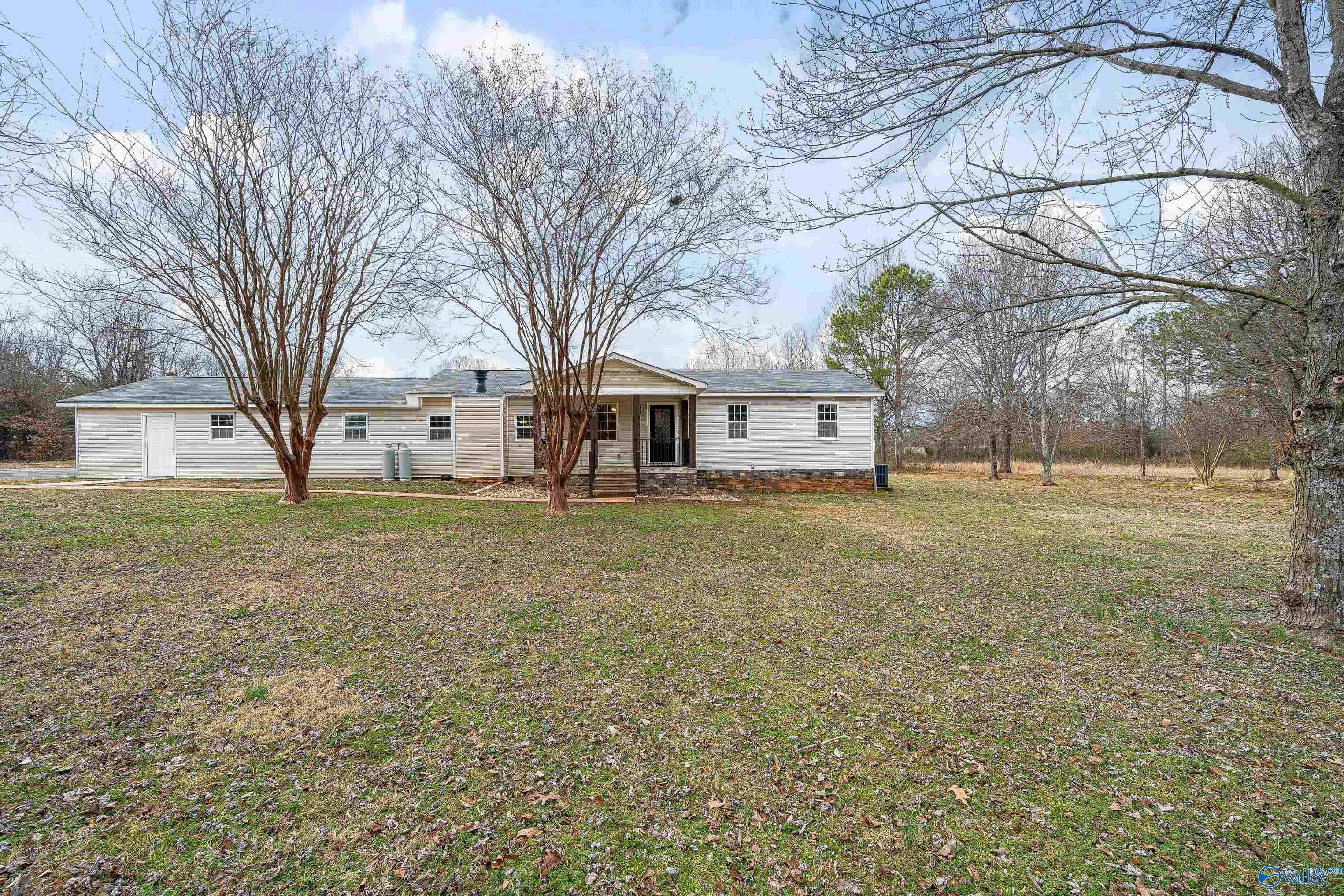 284 Simmons Circle, Hazel Green, Alabama image 5