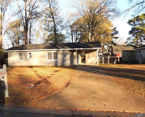 1406 20th Avenue SE Decatur AL 35601