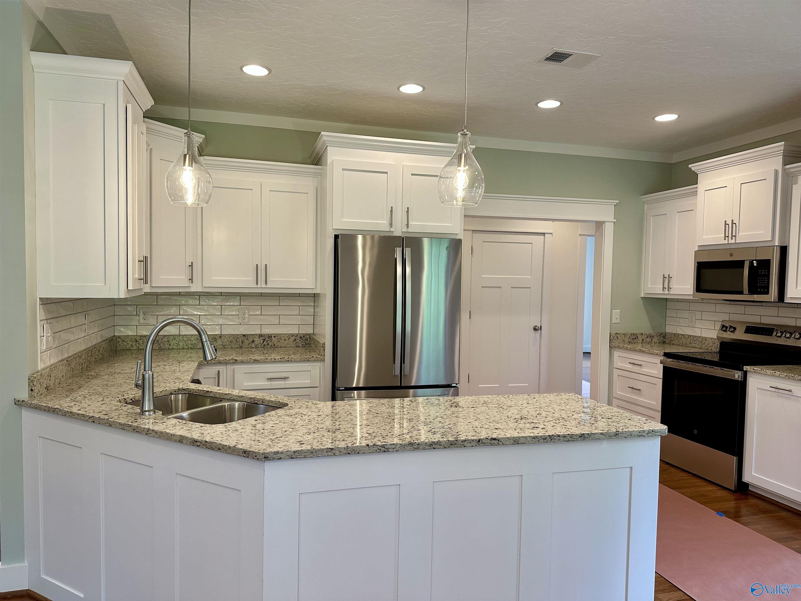 5842 Katherine Street, Southside, Alabama image 4