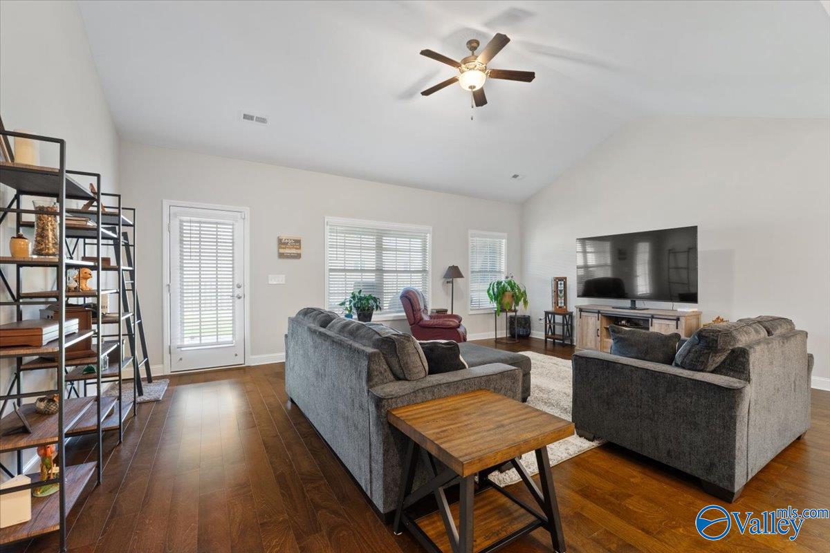 11007 NW Thorne Drive, Madison, Alabama image 17