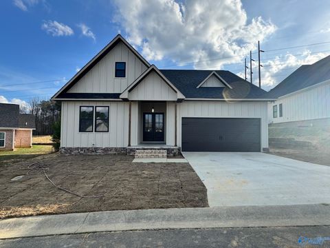 Photo of 23 Swanee Drive, Albertville, AL 35950 (MLS # 21911566)