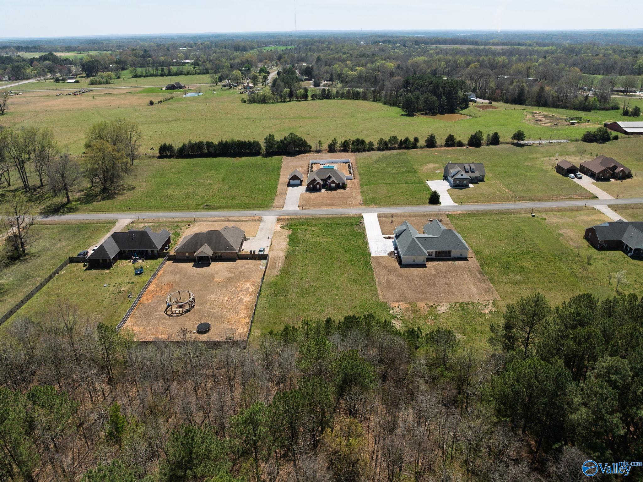 284 Brothers Lane, Rogersville, Alabama image 11