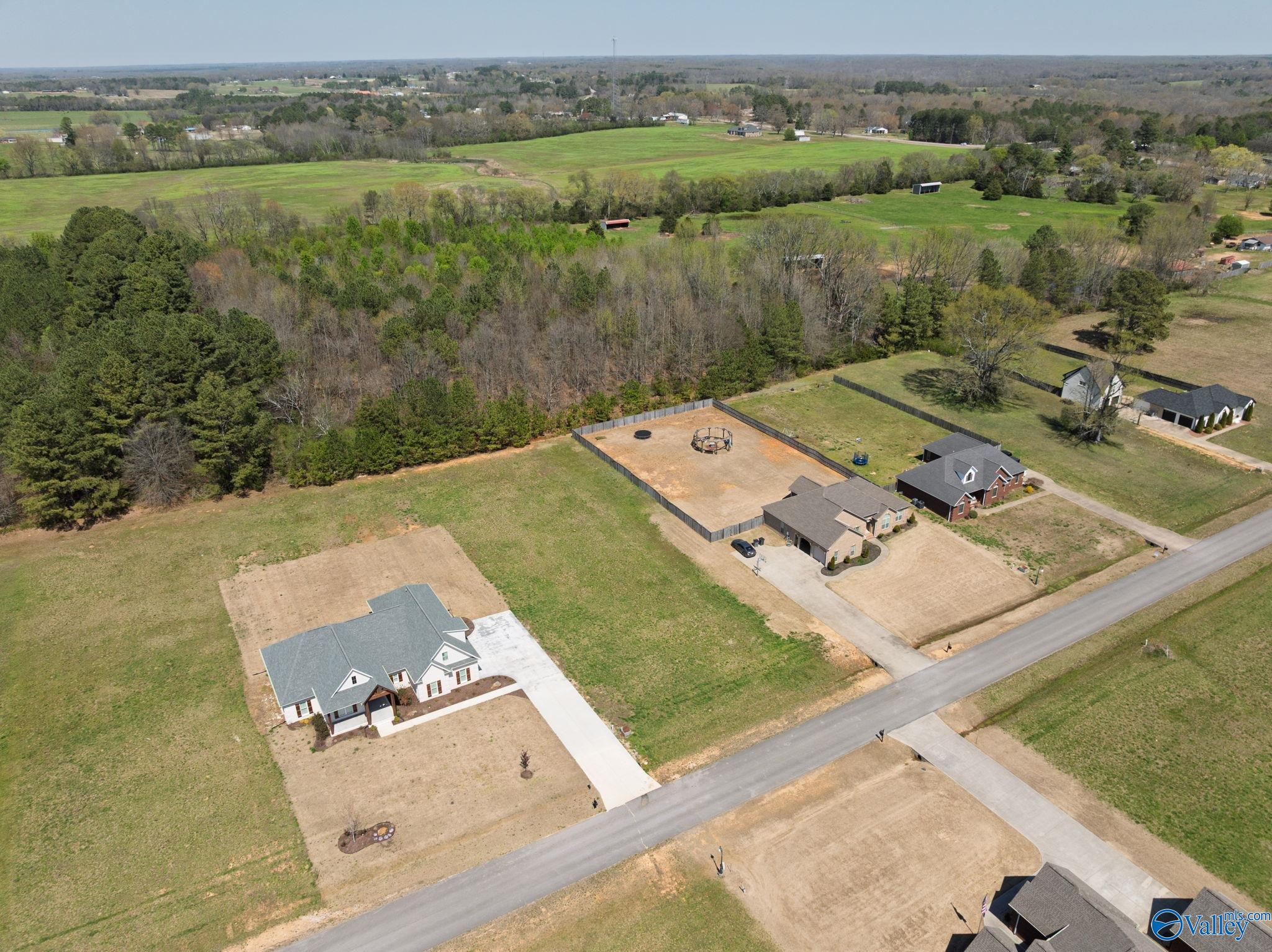 284 Brothers Lane, Rogersville, Alabama image 17