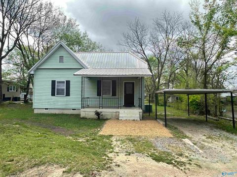 Homes For Sale - 8 Dwight Avenue<br/> Etowah County, Gadsden, AL 35904