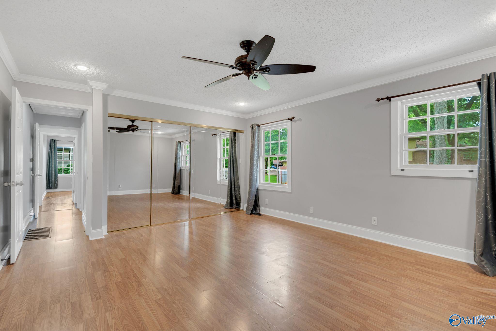 312 Forrest Park Court NW