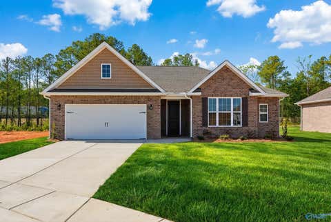 Homes For Sale - 907 Ronnie Drive<br/> Hartselle, AL 35640