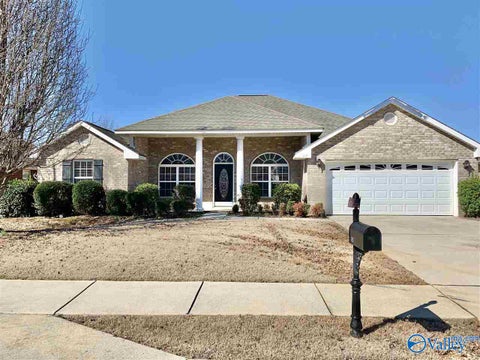 Homes For Rent - 115 East Crest Way<br/> Madison, AL 35758