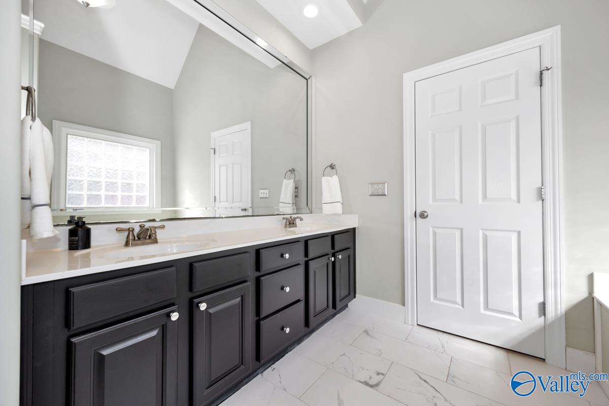 130 Mattie Court, Madison, Alabama image 25