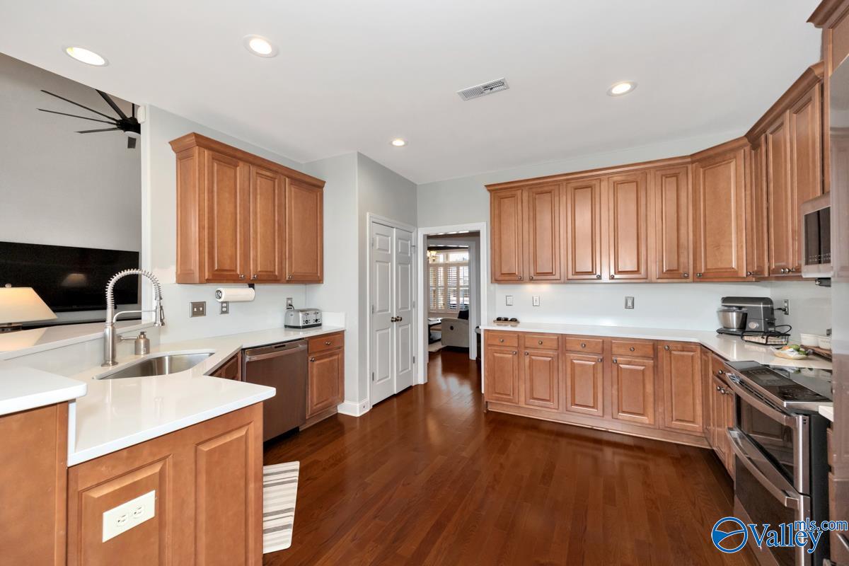130 Mattie Court, Madison, Alabama image 16
