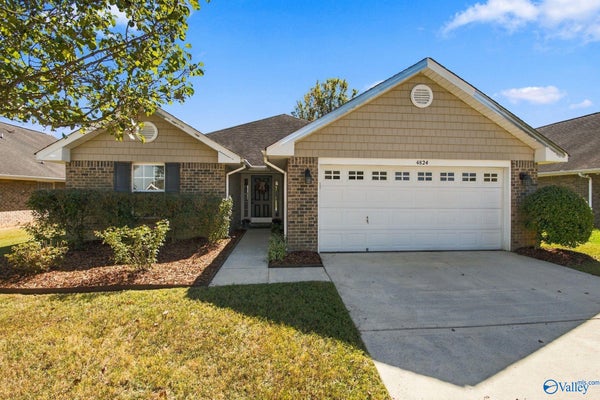 4824 CANTERWOOD DR SE, OWENS CROSS ROADS, AL 35763 - Image c5d292187bfd3ff9d1df69f27b528d6f/4233494714