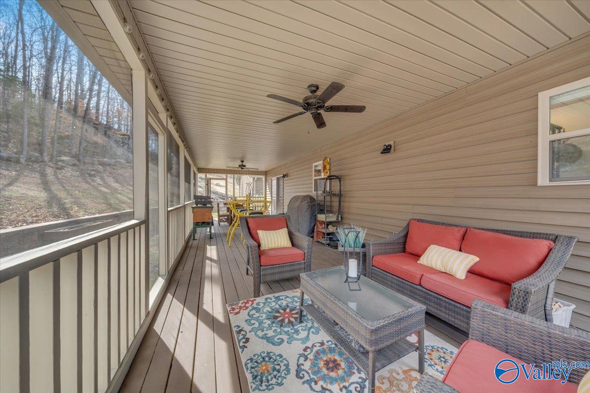10404 Alabama Highway 79, Scottsboro, Alabama image 43