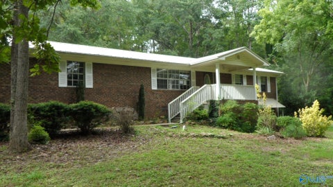Homes For Sale - 40 Champion Drive<br/> Gadsden, AL 35904
