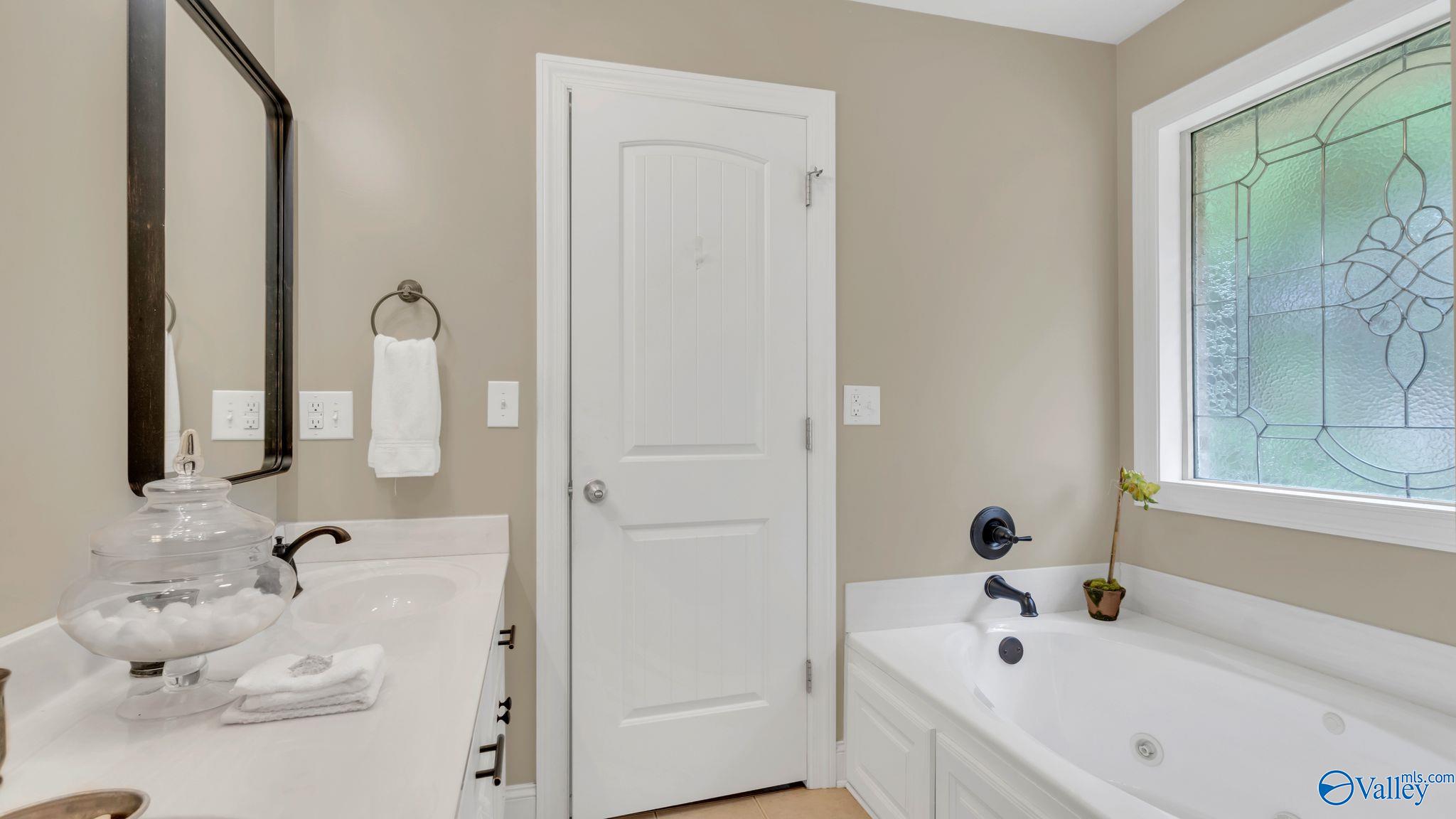 24147 Jacobs Drive, Athens, Alabama image 13
