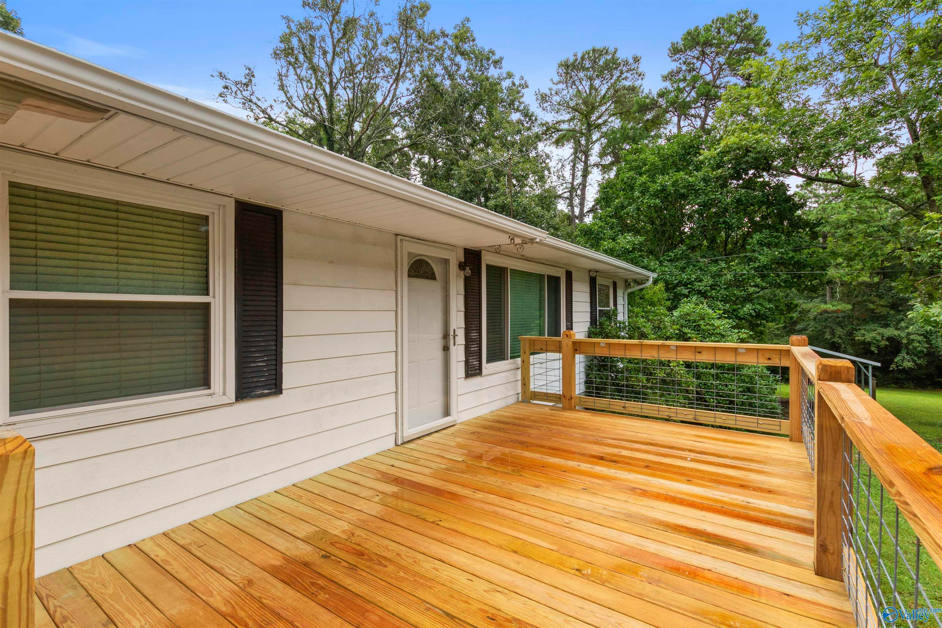 28 King Drive