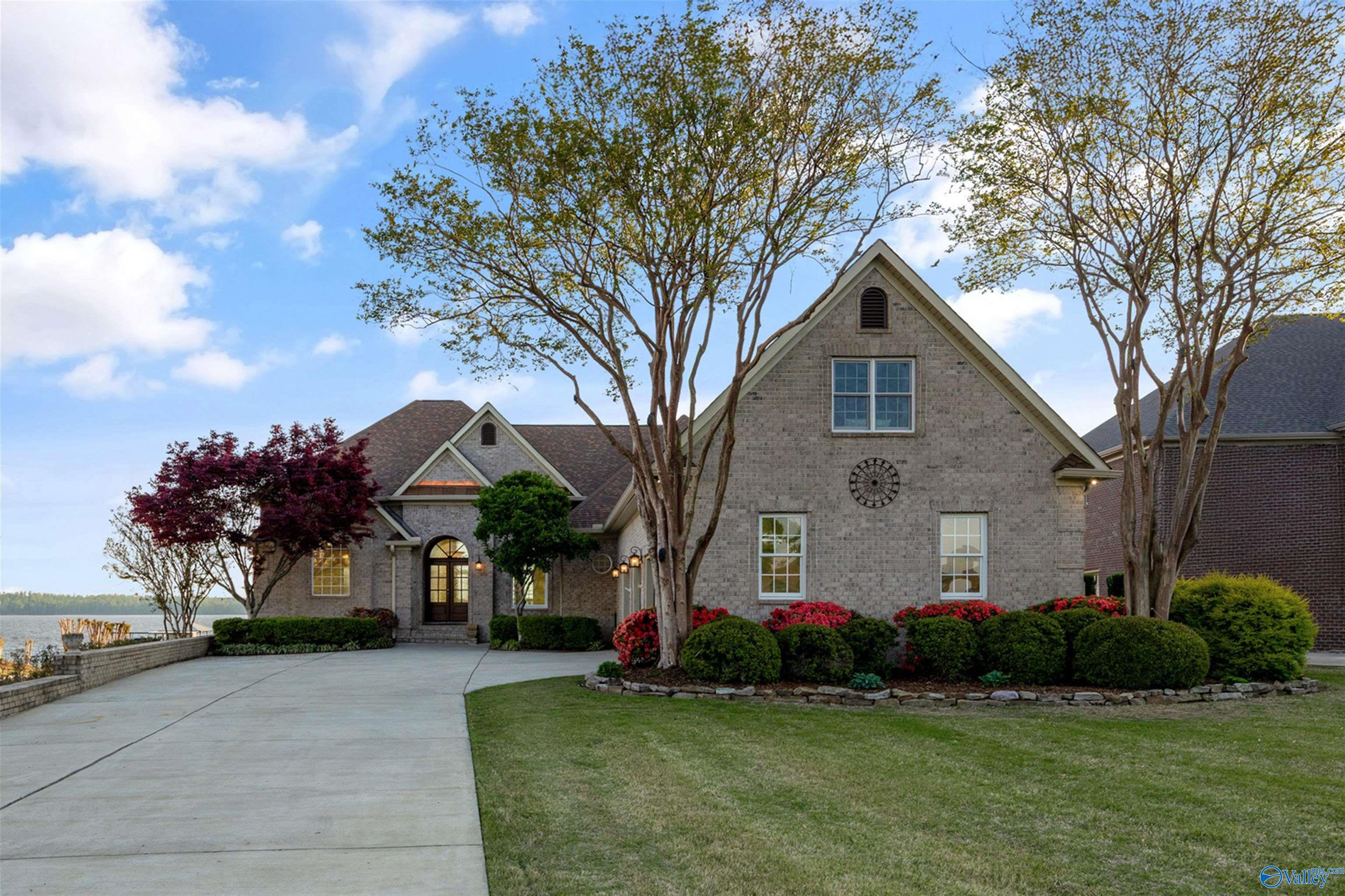 13525 Inverness Place, Athens, Alabama image 7