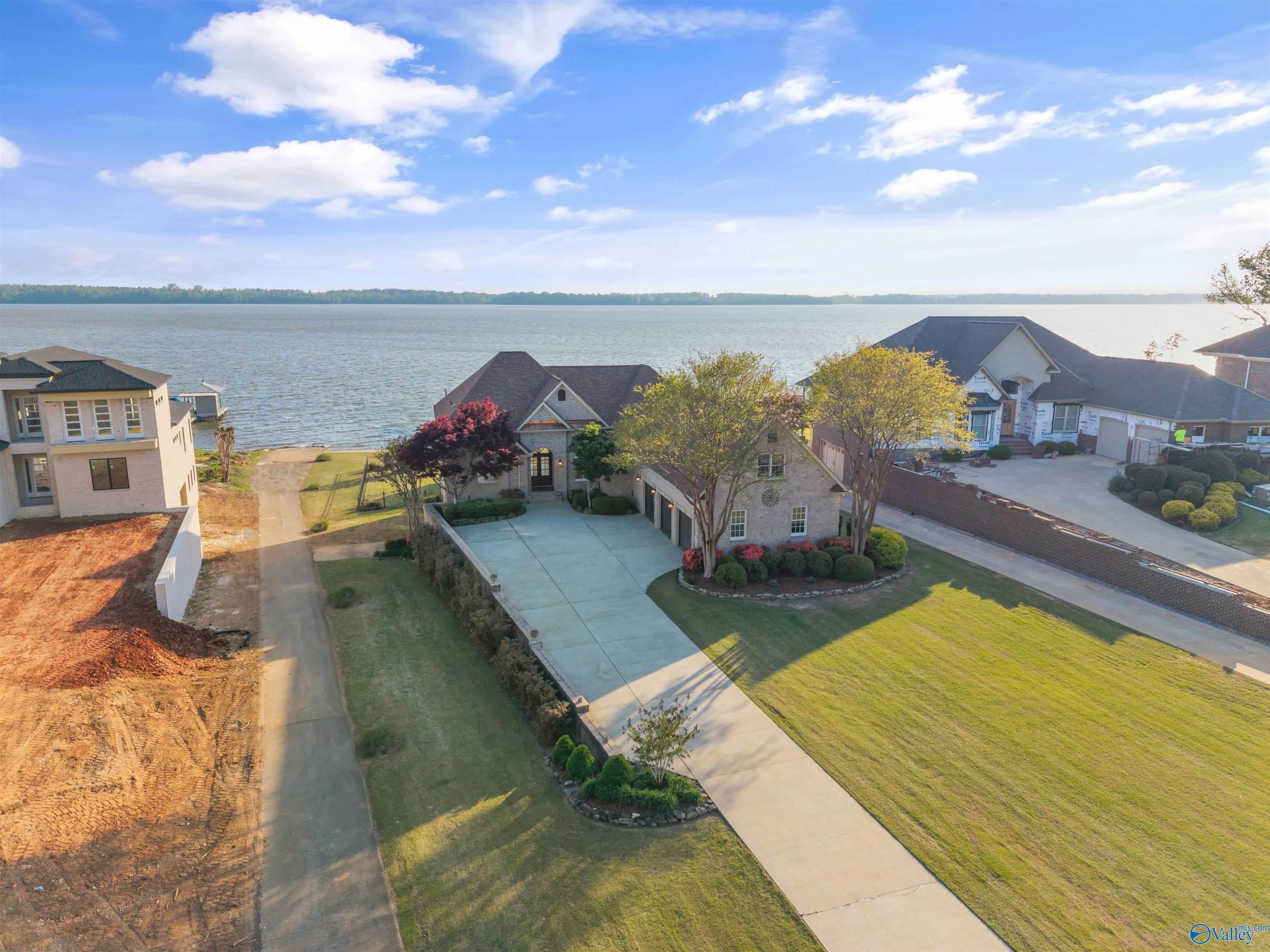 13525 Inverness Place, Athens, Alabama image 2