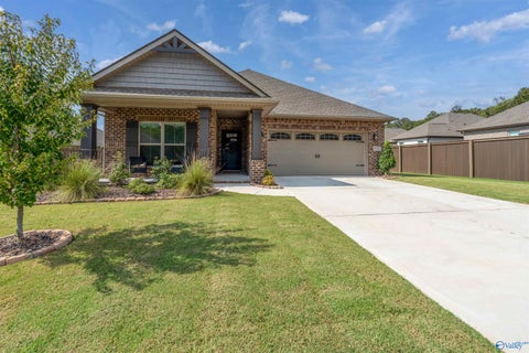 Homes For Sale - 9547 Hampton Oak Drive<br/> Owens Cross Roads, AL 35763