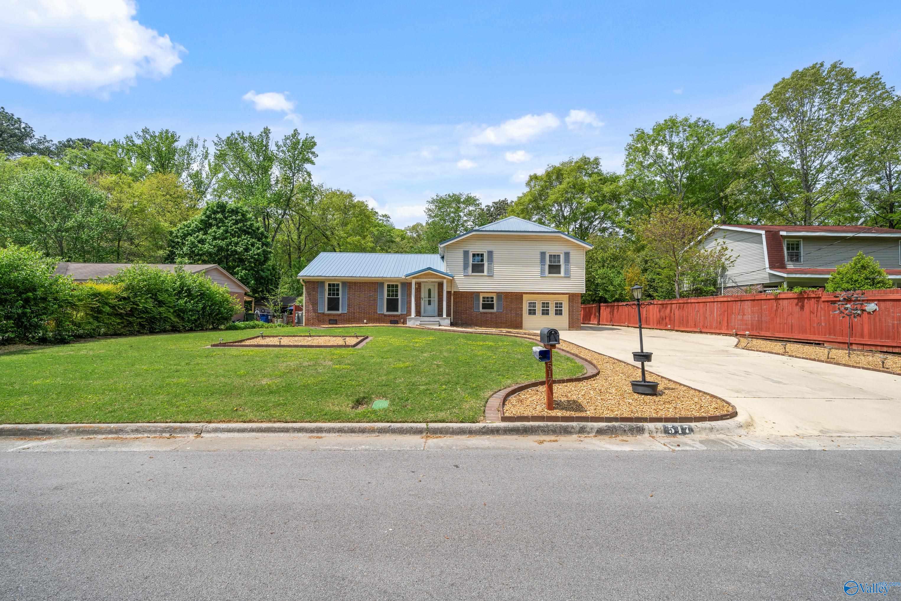 517 Hermitagewood Drive, Huntsville, Alabama image 1