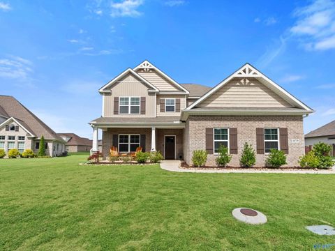 Homes For Sale - 14735 Commonwealth Drive<br/> Limestone County, Athens, AL 35756