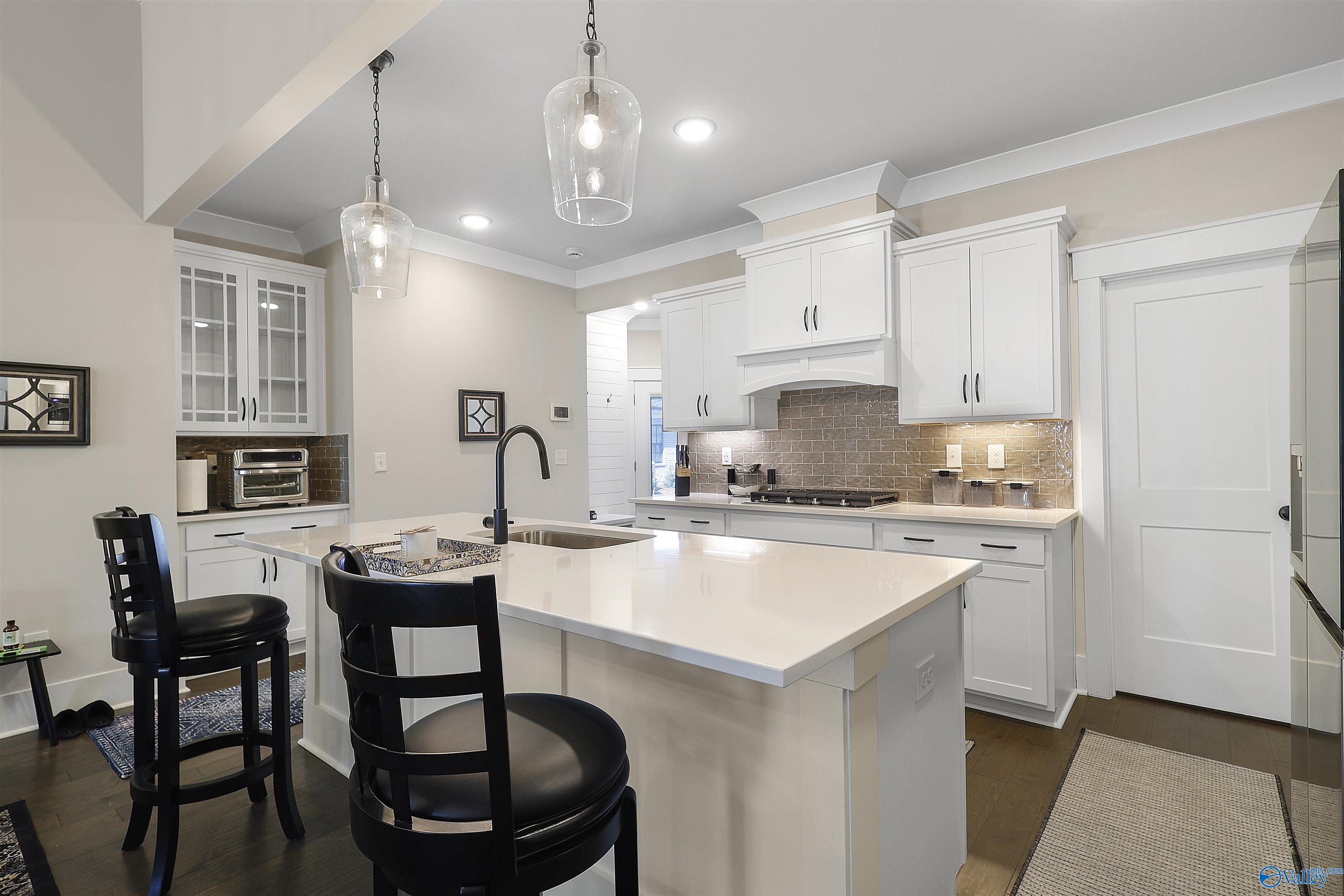 389 Hay Rake Drive, Madison, Alabama image 5