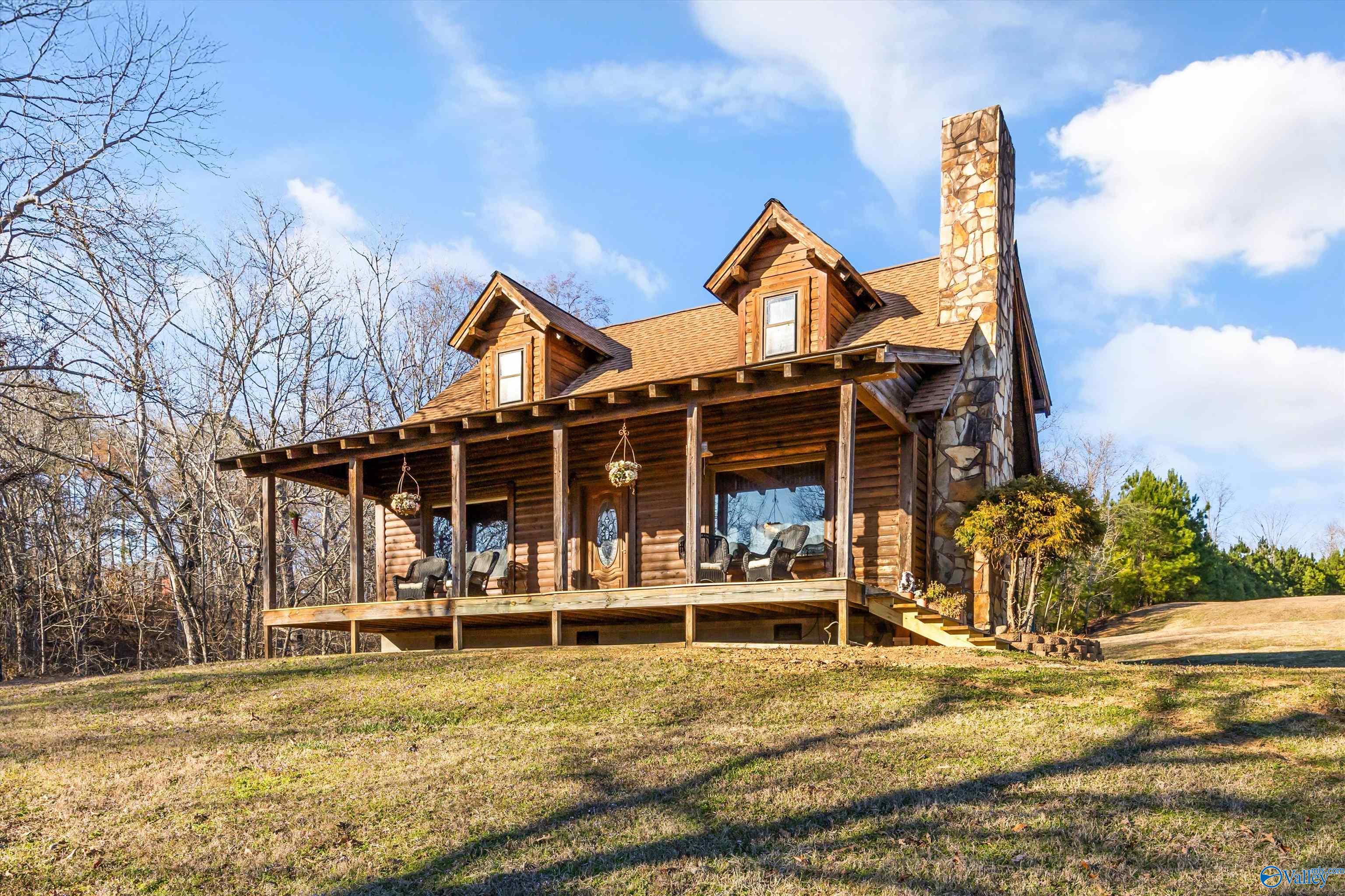 Cullman, Alabama, 35057, United States, 4 Bedrooms Bedrooms, ,4 BathroomsBathrooms,Residential,Active,2021968