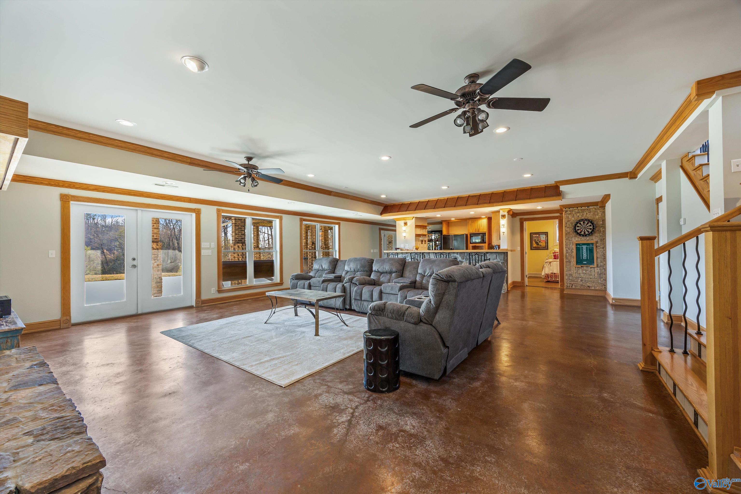 Cullman, Alabama, 35057, United States, 4 Bedrooms Bedrooms, ,4 BathroomsBathrooms,Residential,Active,2021968