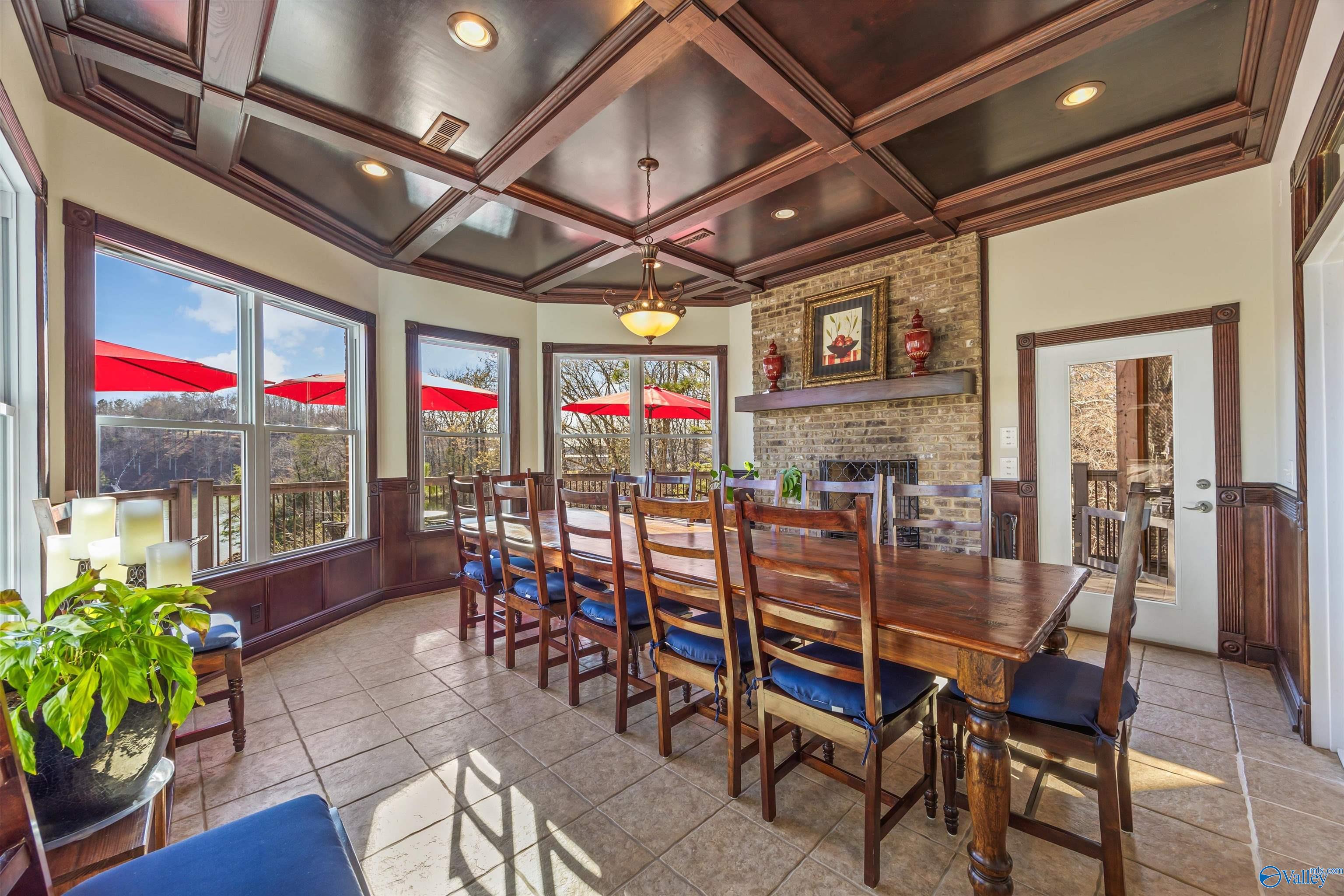 Cullman, Alabama, 35057, United States, 4 Bedrooms Bedrooms, ,4 BathroomsBathrooms,Residential,Active,2021968