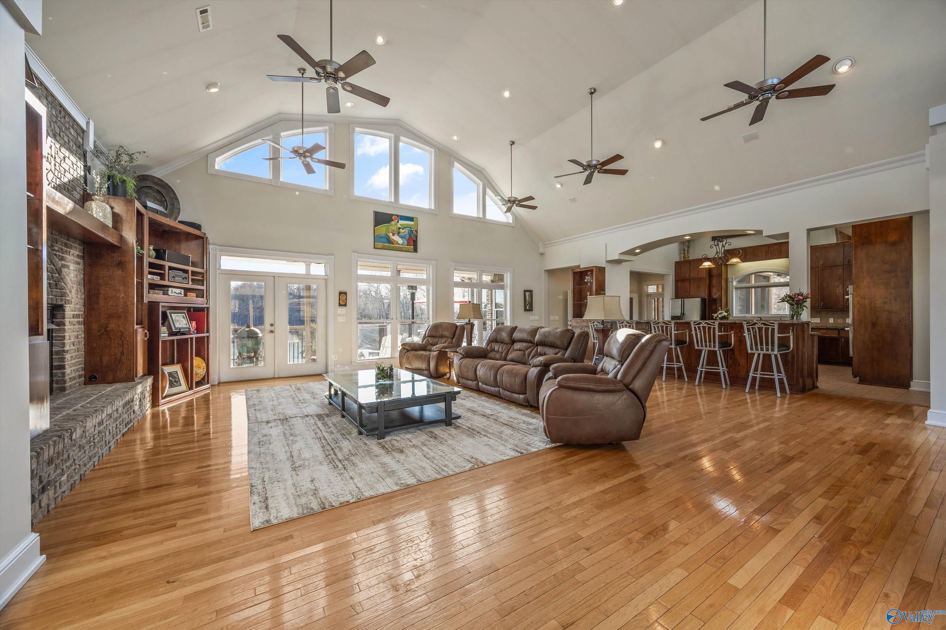 Cullman, Alabama, 35057, United States, 4 Bedrooms Bedrooms, ,4 BathroomsBathrooms,Residential,Active,2021968