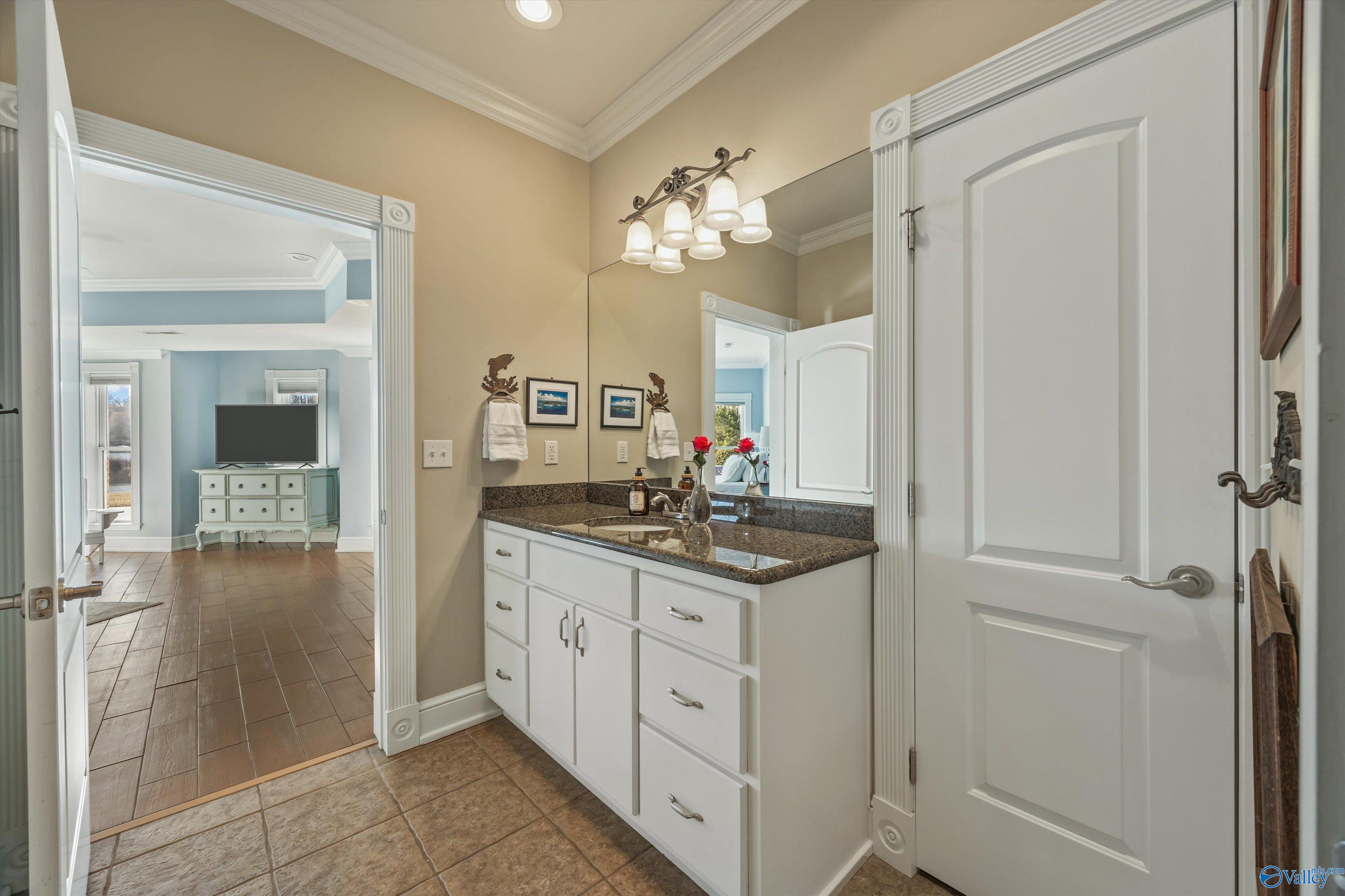 Cullman, Alabama, 35057, United States, 4 Bedrooms Bedrooms, ,4 BathroomsBathrooms,Residential,Active,2021968