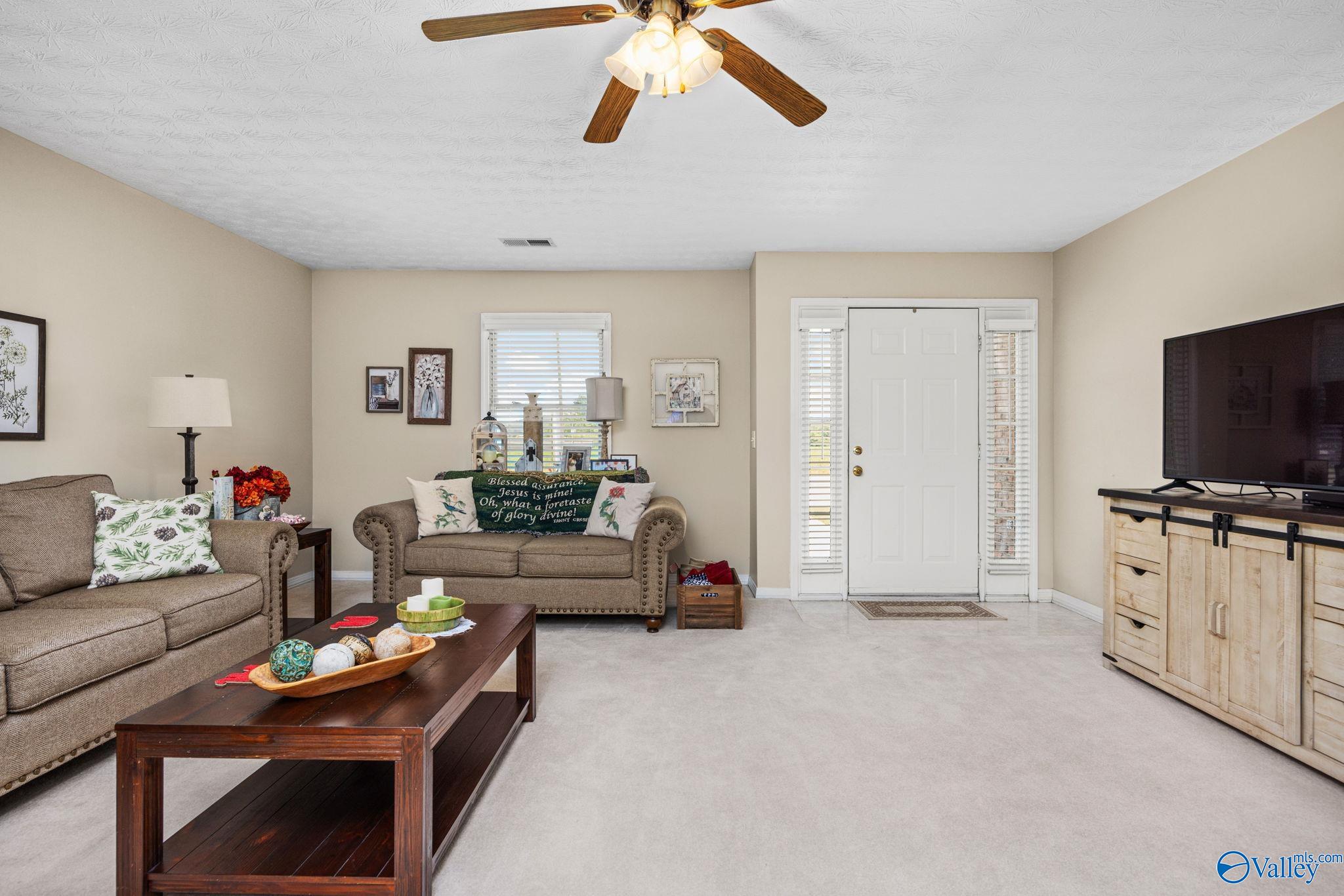 946 Section Line Road, Hanceville, Alabama image 2