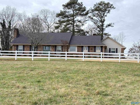 Photo of 30882 Highway 72, Hollywood, AL 35752 (MLS # 21905625)