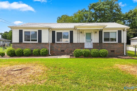 Homes For Sale - 103 Hendrix Street<br/> Blount County, Oneonta, AL 35121