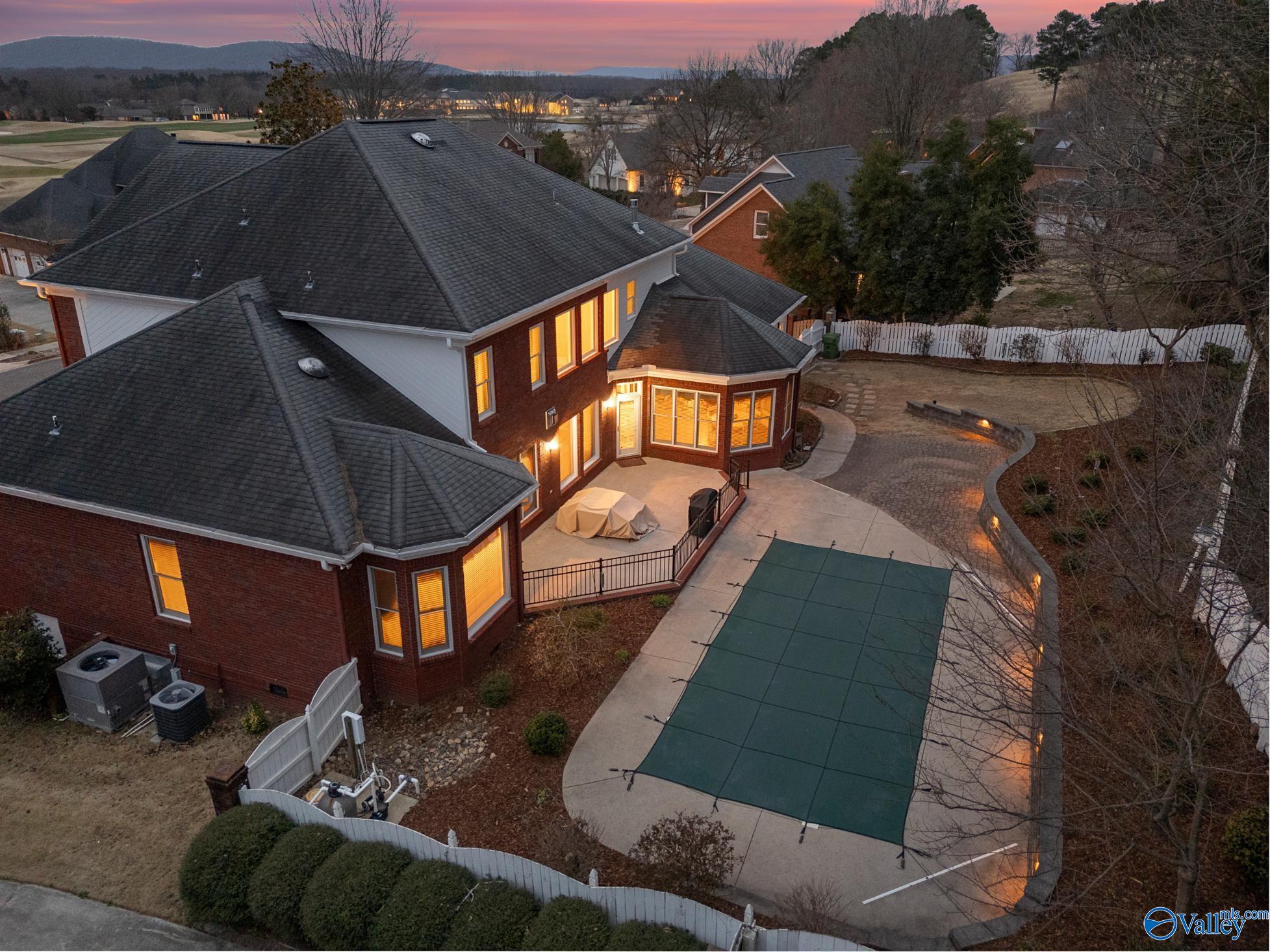 2808 Castle Pines Circle, Owens Cross Roads, Alabama image 45