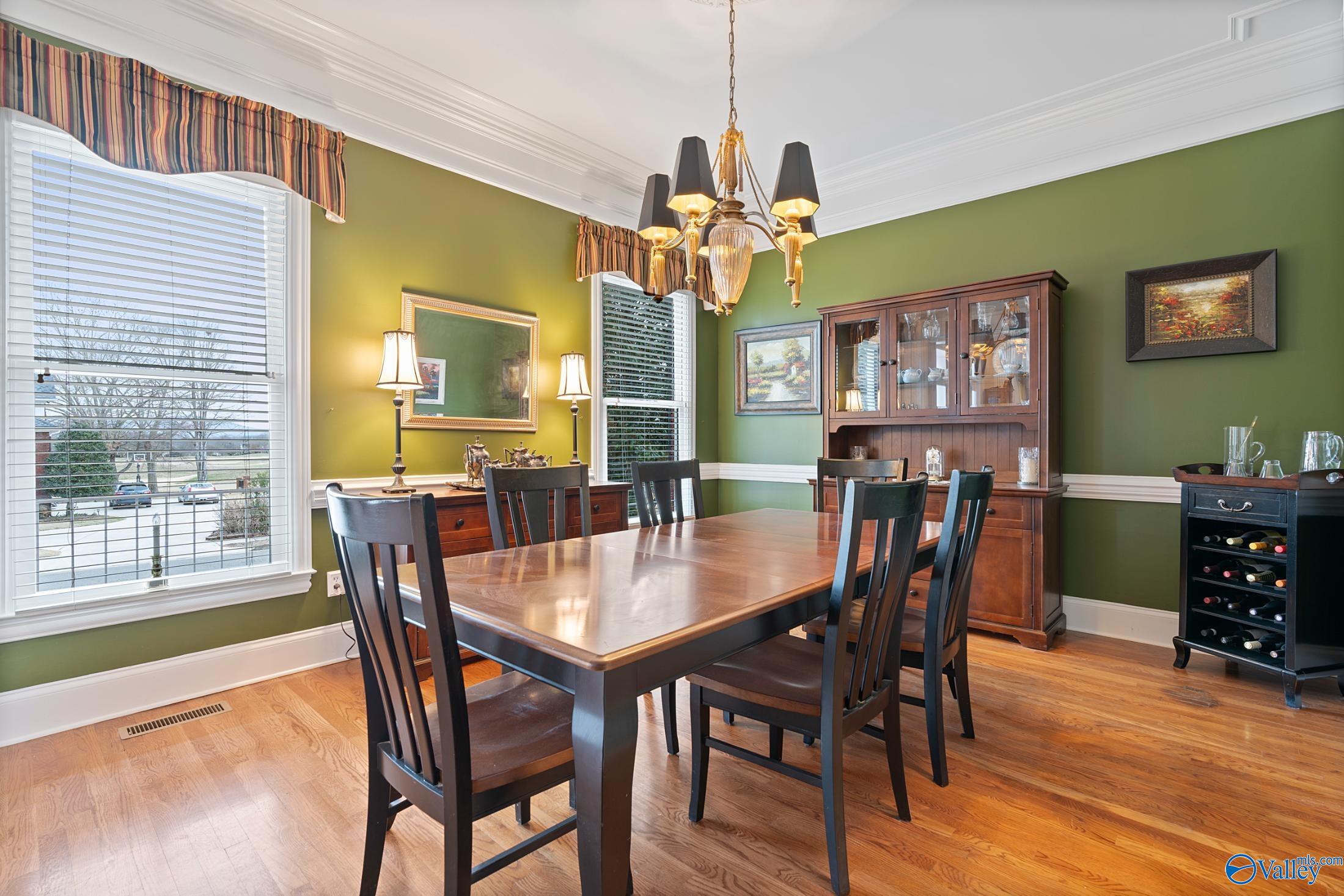 2808 Castle Pines Circle, Owens Cross Roads, Alabama image 13