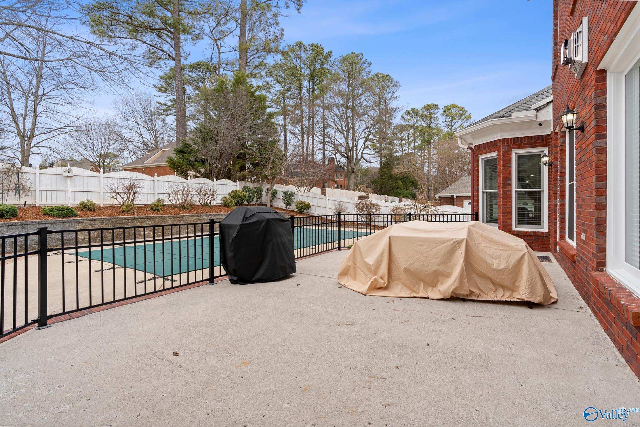 2808 Castle Pines Circle, Owens Cross Roads, Alabama image 40