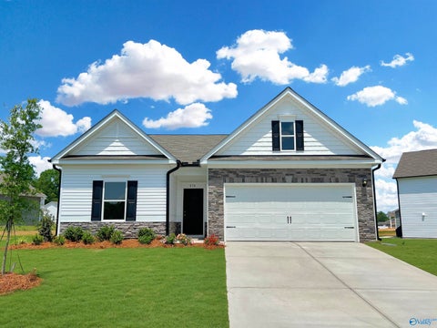 Homes For Sale - THE BRADLEY Cottonwood Circle<br/> Albertville, AL 35957