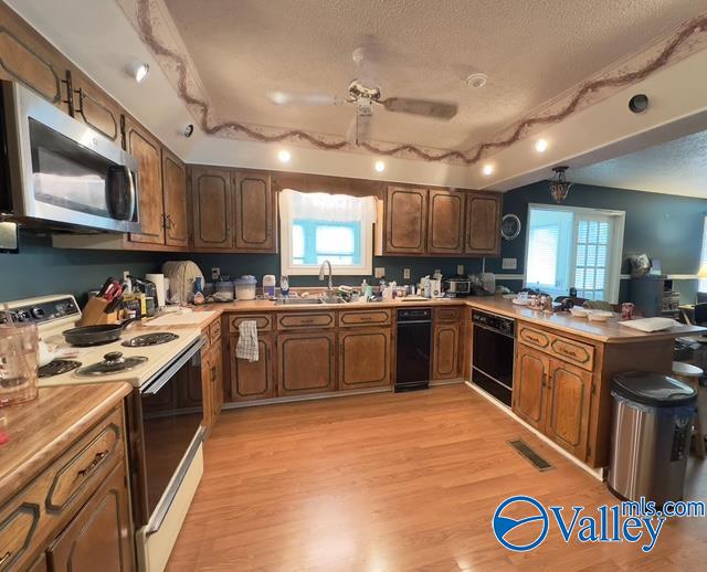 16130 Sutton Drive, Athens, Alabama image 7