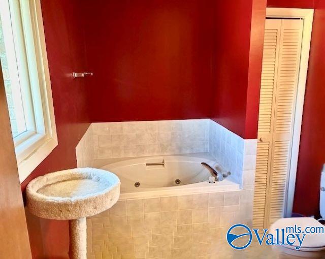16130 Sutton Drive, Athens, Alabama image 13
