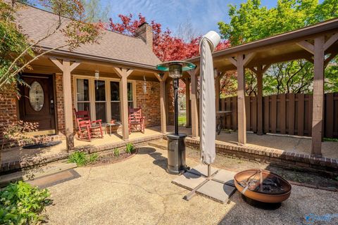 Photo of 2405 Old Creek Trail SE, Decatur, AL 35603 (MLS # 21913565)
