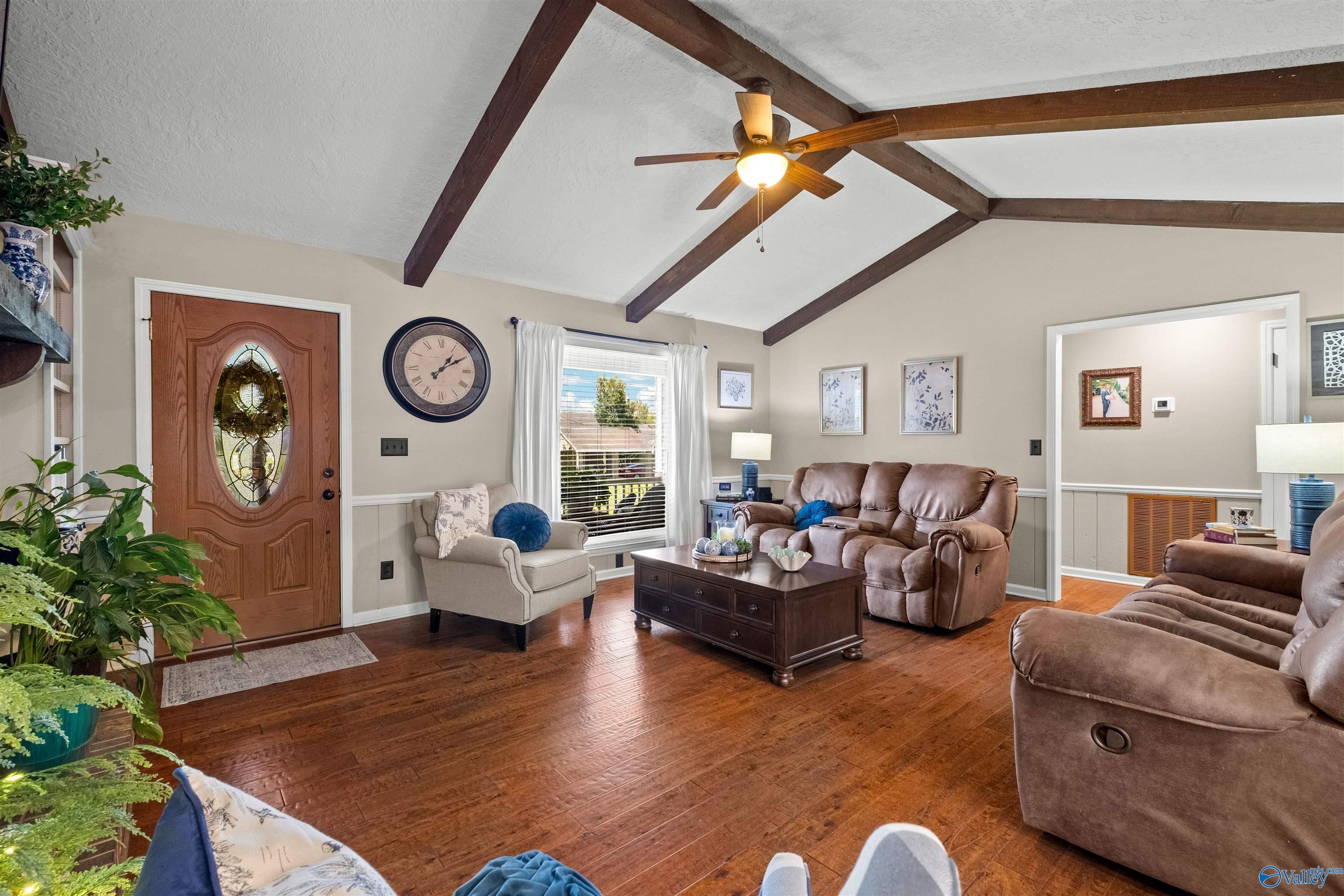 113 Meadowpoint Way