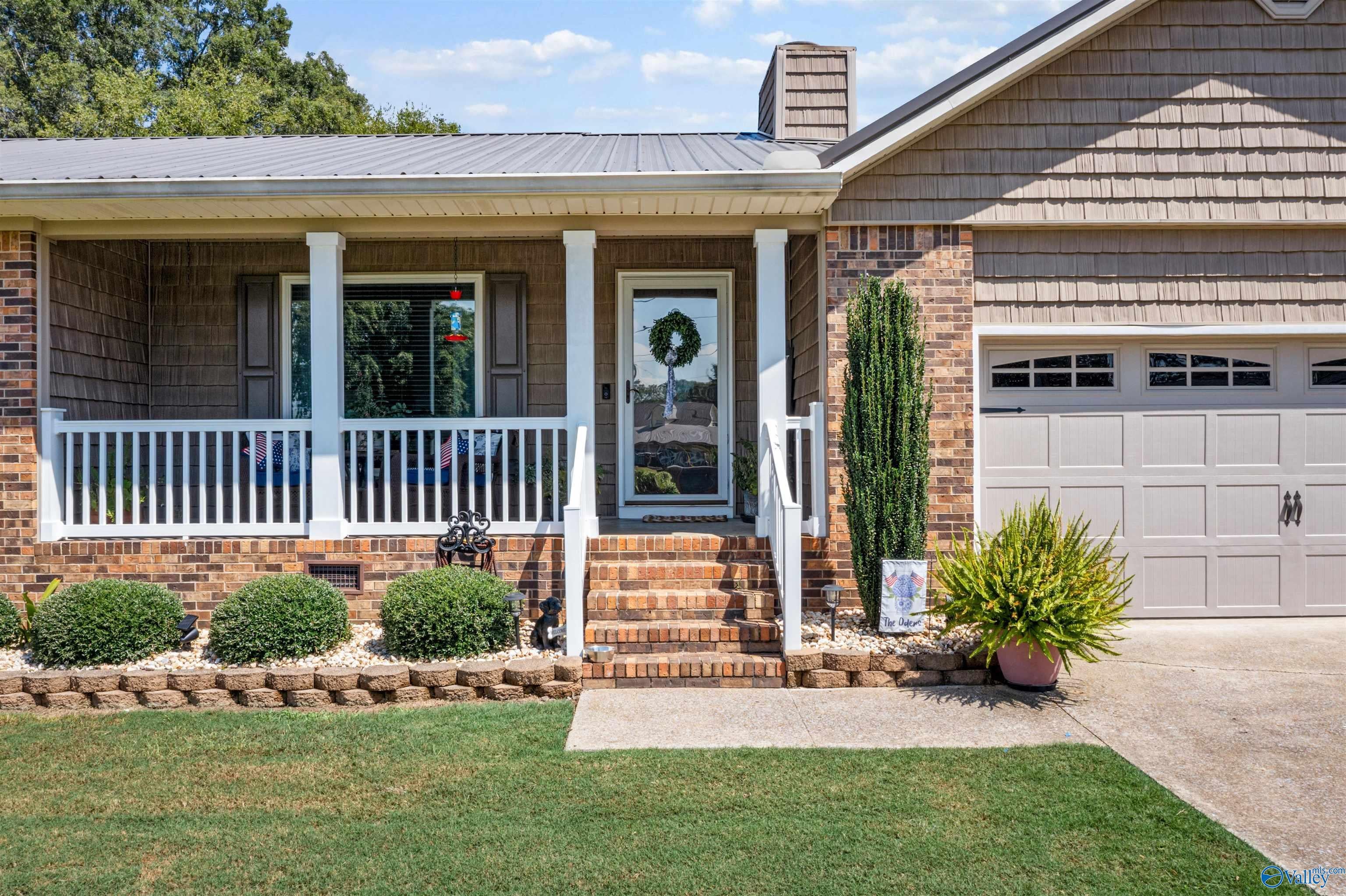 113 Meadowpoint Way