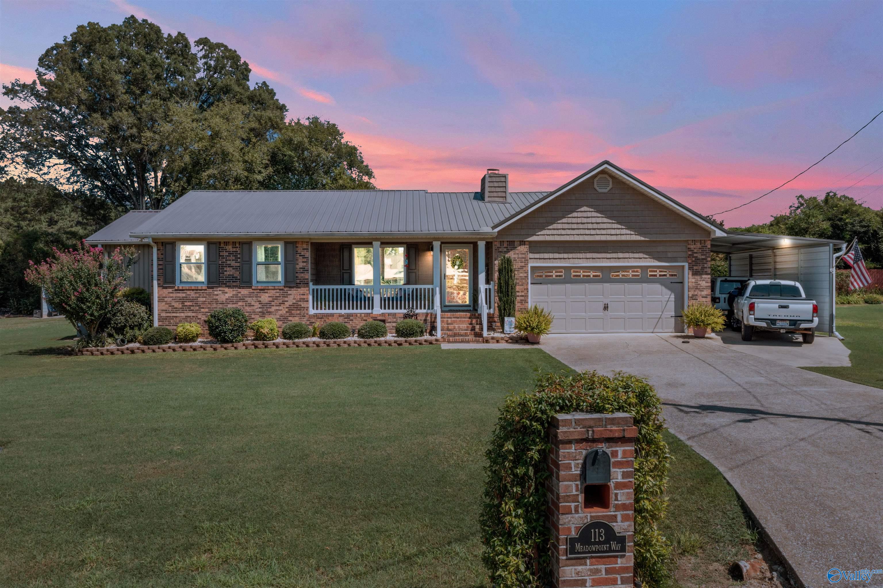 113 Meadowpoint Way