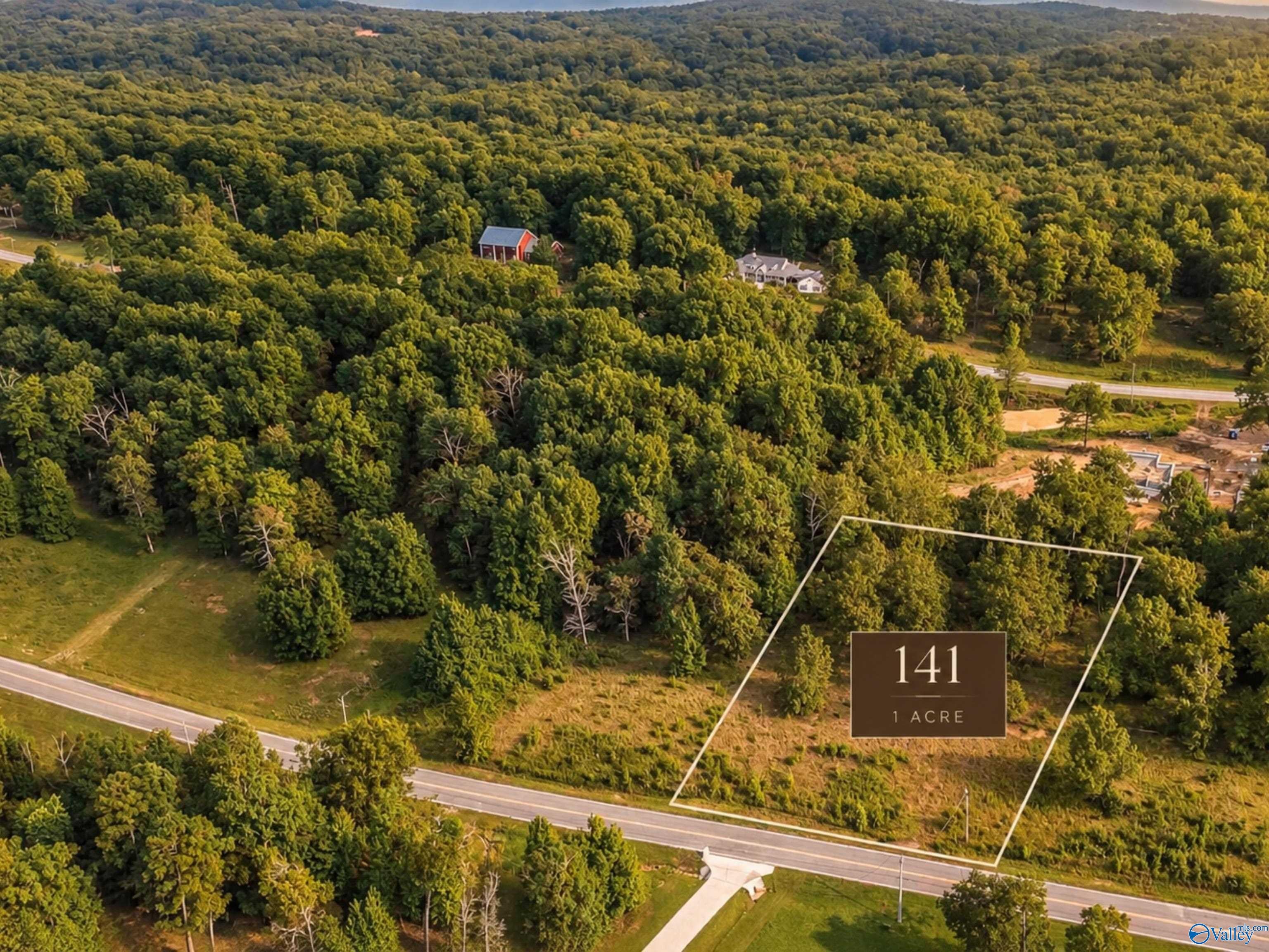 139, 141, 143 Hillsdale Drive