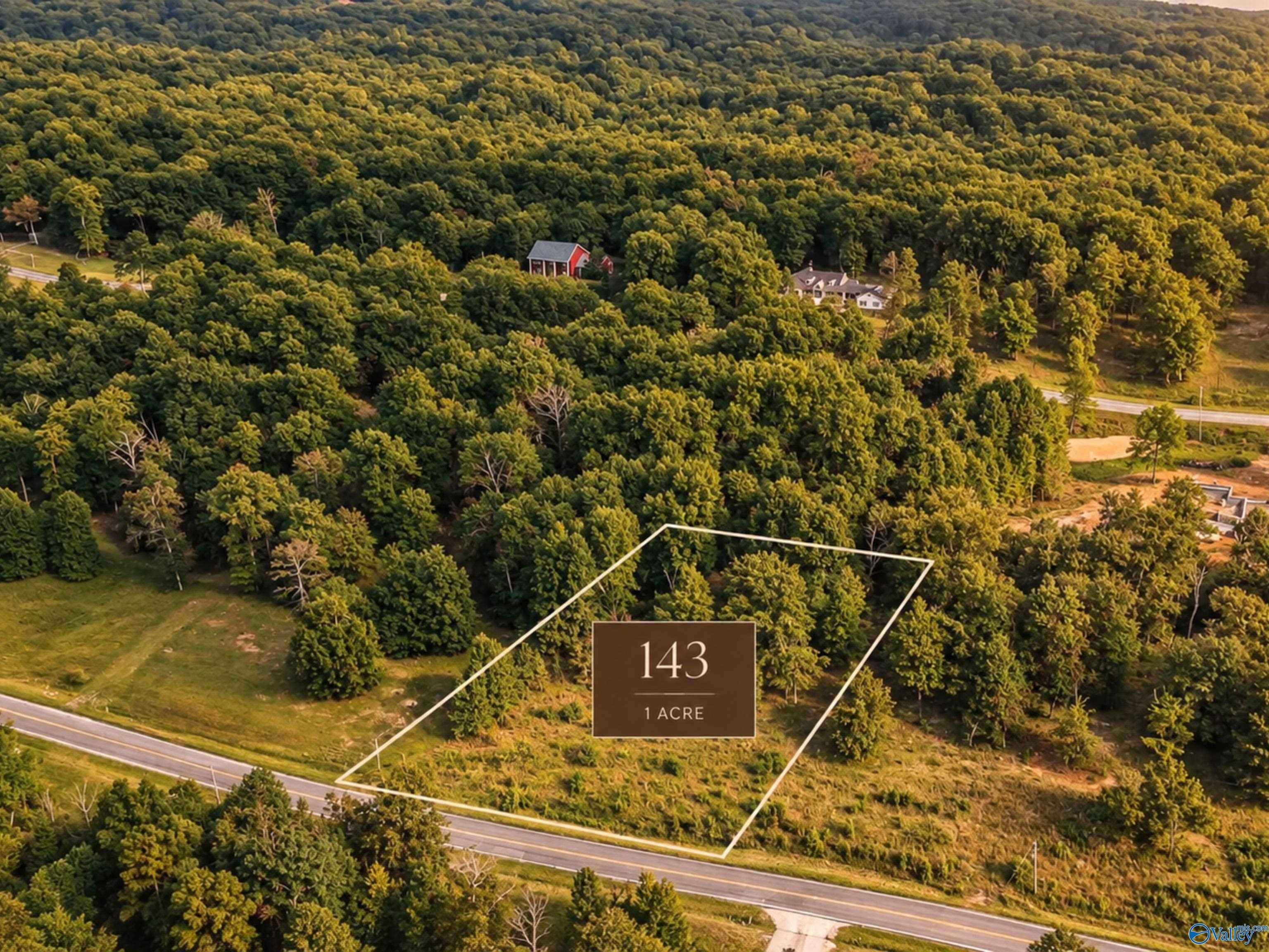 139, 141, 143 Hillsdale Drive