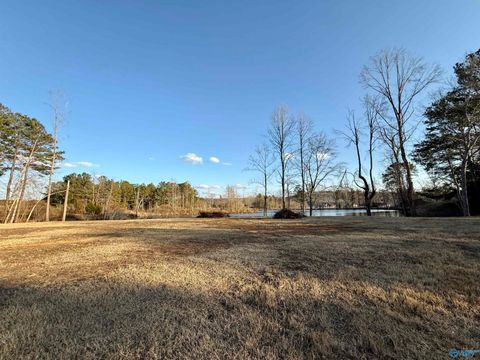 Vacant Land For Sale - .67 +/- ACRES Church Circle<br/> Gadsden, AL 35901